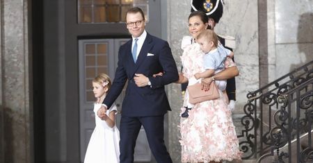 Szwedzka rodzina królewska świętuje 40. urodziny księżniczki Victorii (ZDJĘCIA)