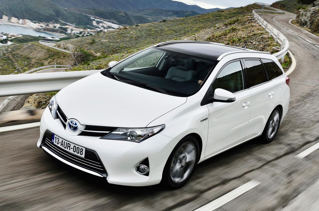 2013 Toyota Auris Touring Sports - znamy szczegóły