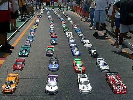 R/C: zdalnie sterowane samochody