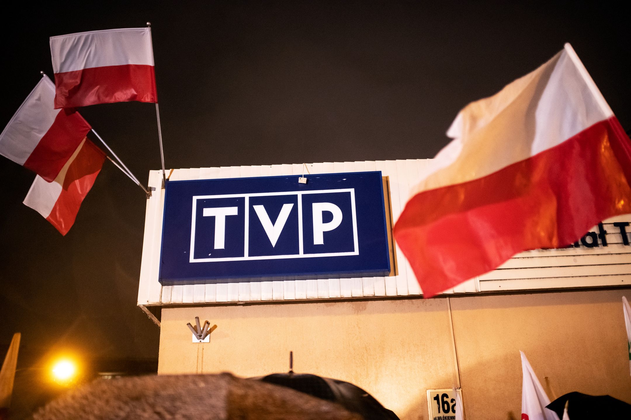 Pracownik TVP ujawnia, co tak naprawdę dzieje się na Woronicza