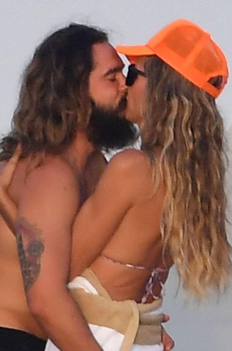 Heidi Klum i Tom Kaulitz obściskują się na jachcie