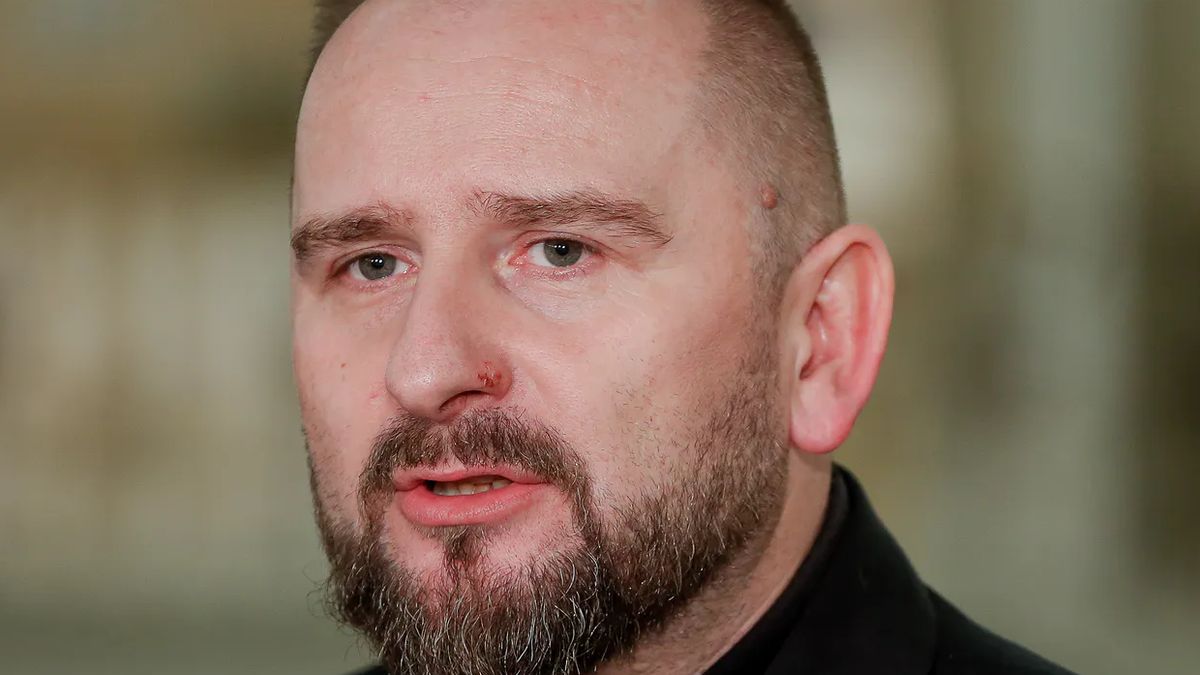 . Dziś Liroy sprawdza się jako biznesmen, budując w branży konopnej ze wspólnikami 