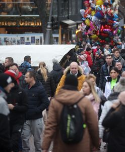 Tłumy w stolicy Tatr. "Tak wyglądają Krupówki w Wigilię"