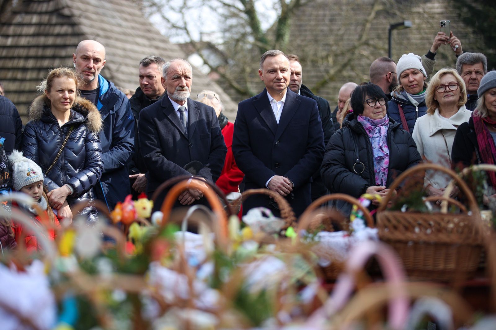 Prezydent Andrzej Duda z ojcem w kościele NMP Królowej Polski na Woli Justowskiej w Krakowie