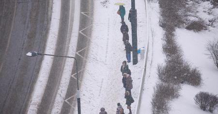 "Szklanka" w Warszawie. Od rana służby w akcji