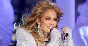 Latami korzystała z DOCZEPÓW. Tak dziś wyglądają naturalne włosy 54-letniej Jennifer Lopez (ZDJĘCIA)