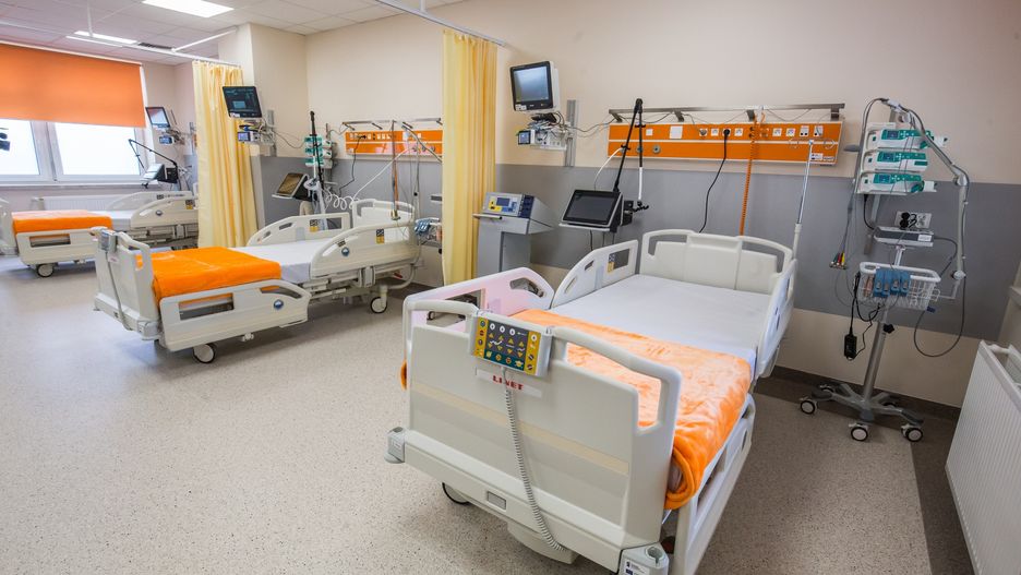 Bielsko-Biała. Szpital Wojewódzki zwiększył ilość łóżek covidowych.