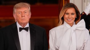 Ten detal stroju Melanii Trump nie był przypadkowy. Chodzi o Chiny
