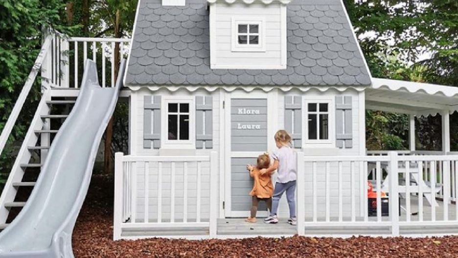 Córki Lewandowskich otrzymały niesamowity domek ogrodowy. Kosztował ponad 20 tysięcy złotych