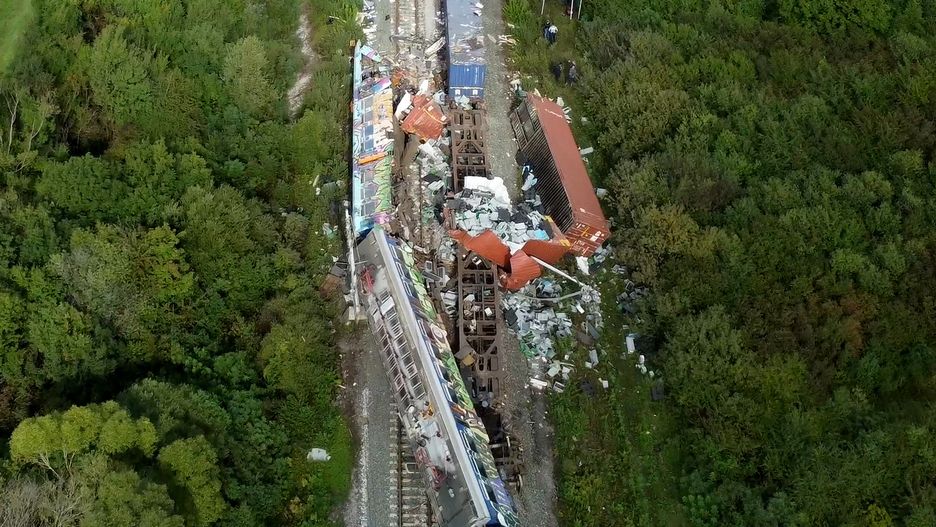 Train crash in Croatia
Aerial photo of scene of train crash in Rajici, about 120 kilometres east of Zagreb, Croatia, on September 10, 2022. At least three people were dead and many were seriously injured after a passenger train and a freight train collided in central Croatia.,Image: 721339025, License: Rights-managed, Restrictions: , Model Release: no, Credit line: Davor Javorovic / PIXSELL / Forum
Davor Javorovic / PIXSELL / Forum
train, crash, Croatia