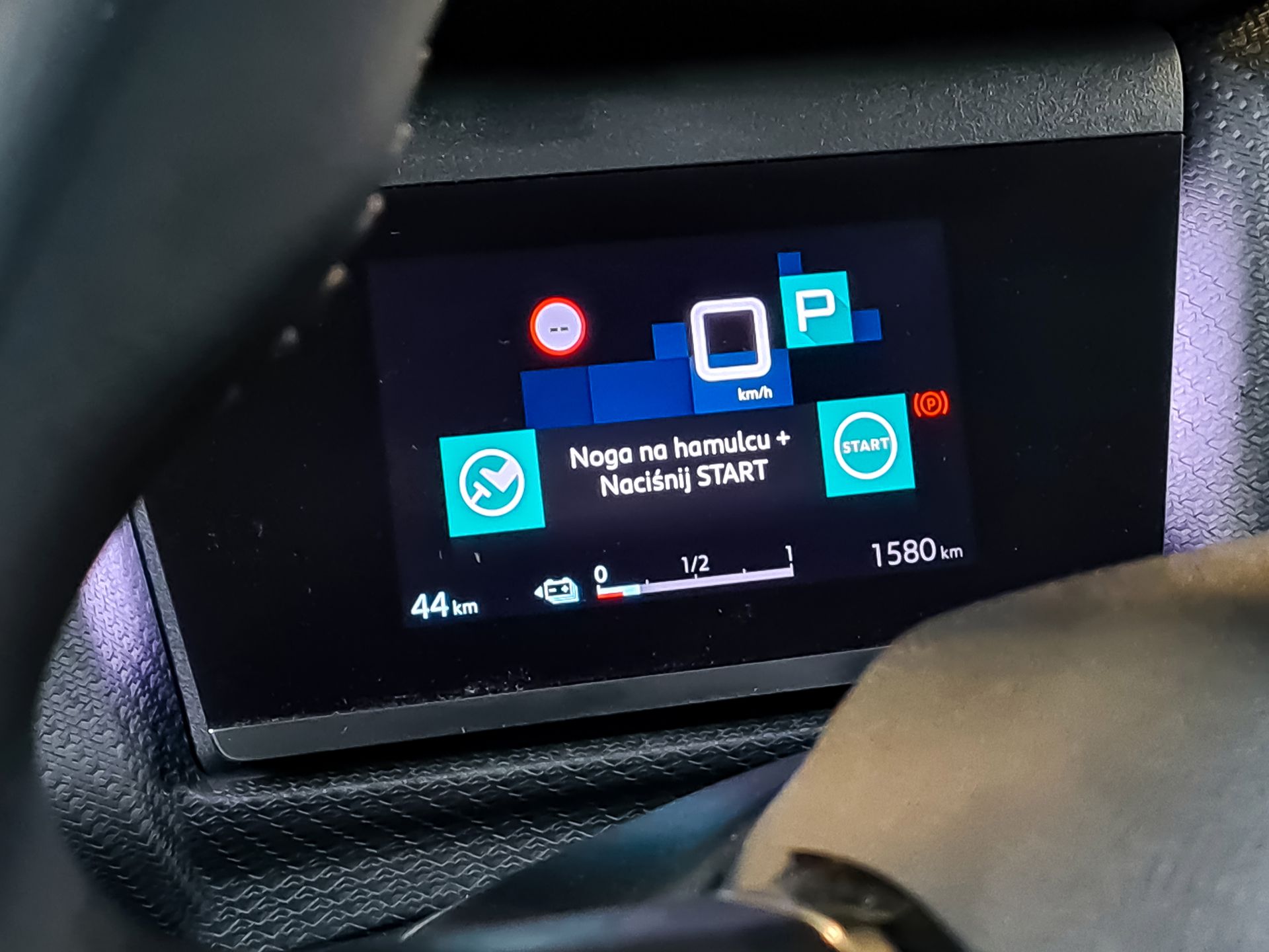 Citroen e-C4: System zarządzania energią, napęd elektryczny i zasięg 12