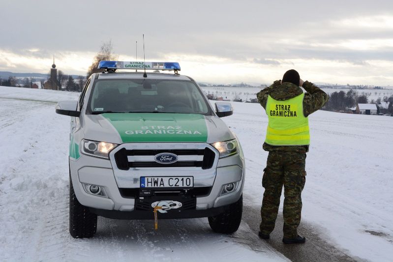 He packed his backpack and went off to fight the Russians. The 15-year-old from Czechia was detained.