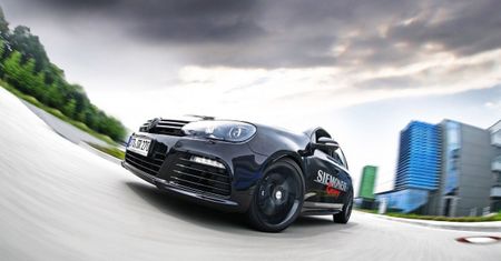 Jak postraszyć Wimmera? – Siemoneit Golf R Black Pearl (2011)