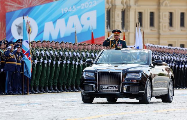 Aurus Senat Convertible