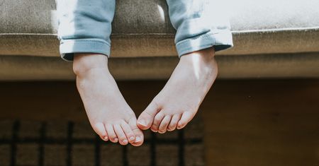 Zimne nogi i ręce bez względu na pogodę? To może być poważna choroba