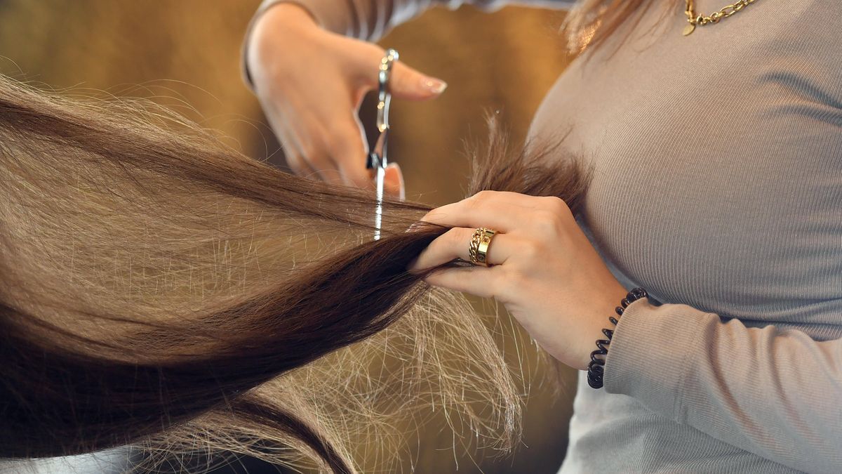 Polacy nadal chętnie korzystają z usług fryzjera czy kosmetyczki  