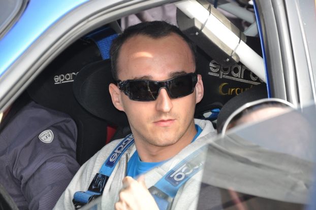 Kubica ZNÓW MIAŁ WYPADEK!