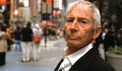 Nie tylko historia braci Menendez. Oto seriale zmieniające rzeczywistość