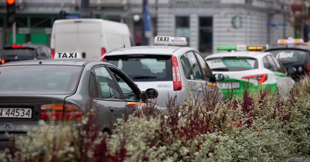 Wrocław. Pasażer zostawił narkotyki, więc taksówkarz je zażył. Chciał sprawdzić, jak kosztują