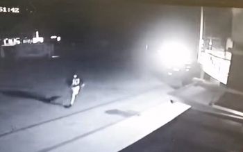 Mielec: Pościg za 14-latkiem w seacie. Ucieczkę zakończył uderzając w budynek