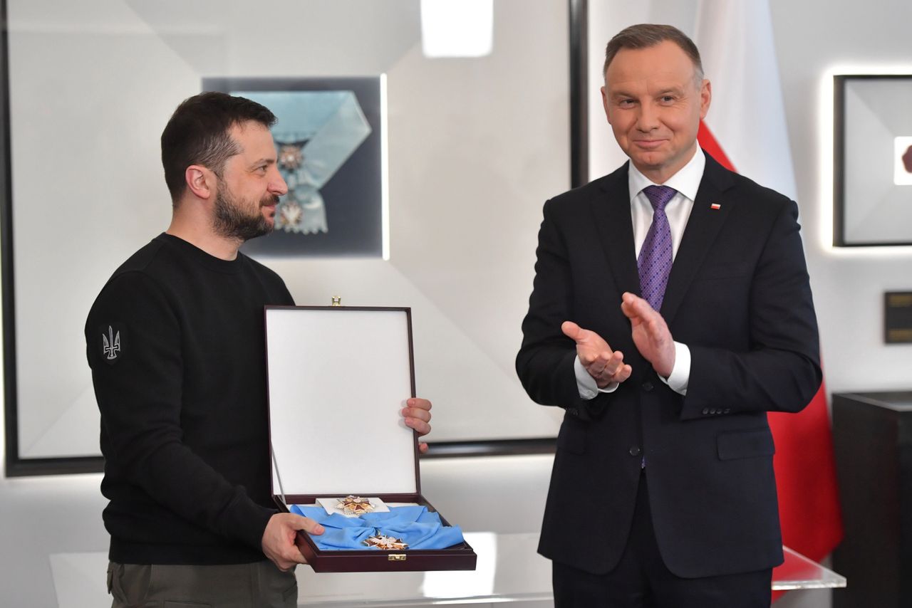 To Duda dał Zełenskiemu. "Trudno ukryć łzy"