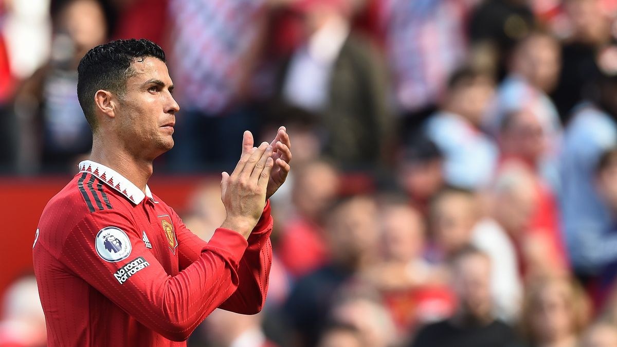 Manchester United's Cristiano Ronaldo in action during the English Premier League soccer match between Manchester United and Brighton Hove Albion in Manchester, Britain, 07 August 2022. EPA/Peter Powell EDITORIAL USE ONLY. No use with unauthorized audio, video, data, fixture lists, club/league logos or 'live' services. Online in-match use limited to 120 images, no video emulation. No use in betting, games or single club/league/player publications Dostawca: PAP/EPA.