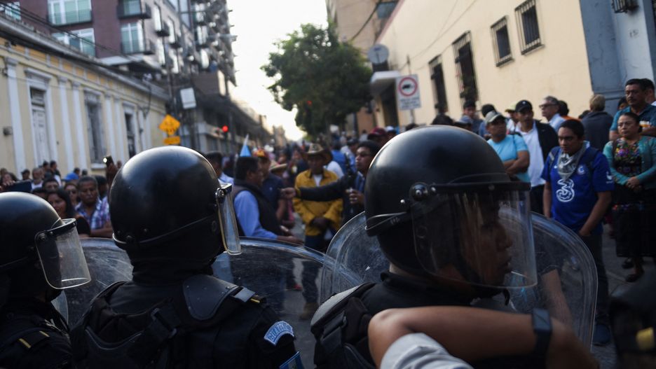 Police officers stand guard near Guatemala's C ongress in Guatemala City
Police officers stand guard as people gather near Guatemala's Congress in Guatemala City, Guatemala, January 14, 2024.,Image: 837103504, License: Rights-managed, Restrictions: , Model Release: no, Credit line: CRISTINA CHIQUIN / Reuters / Forum
CRISTINA CHIQUIN / Reuters / Forum
civil, unrest