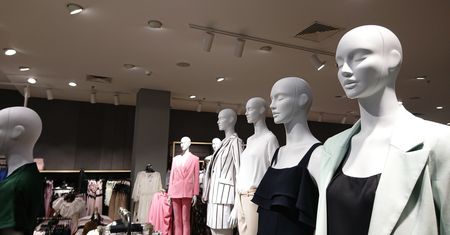 Nowa sieć tanich sklepów. Do gry wchodzi duży gracz z rynku obuwia