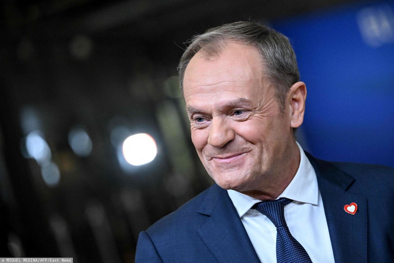 Premie dla szefów NBP. Donald Tusk: oburzenie jest nieuzasadnione