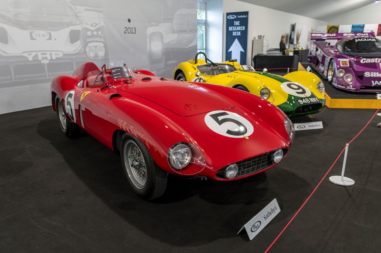Samchody z aukcji RM Sotheby's w Le Mans (2023)