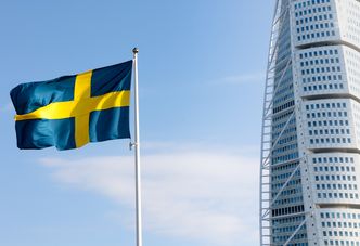 Polak z głodu jadł psią karmę. Jest wyrok ws. niewolniczej pracy w Szwecji