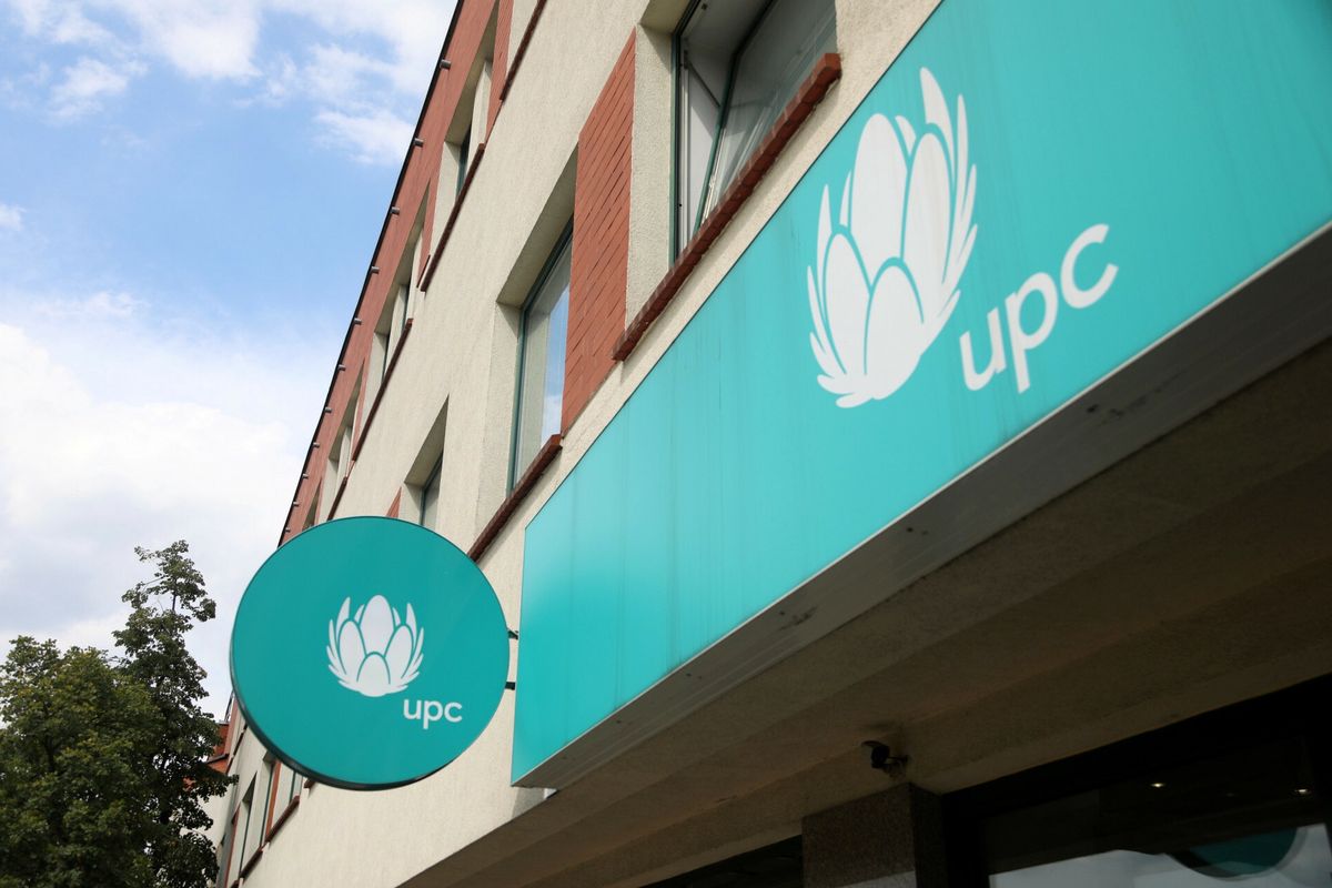 
Rzecznik prasowy UPC tłumaczy, że firma dużo inwestuje w szybki internet.