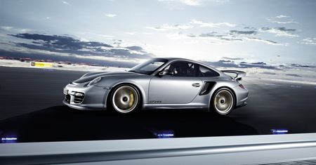 Król szybkości przybywa - Porsche 911 GT2 RS! [video]