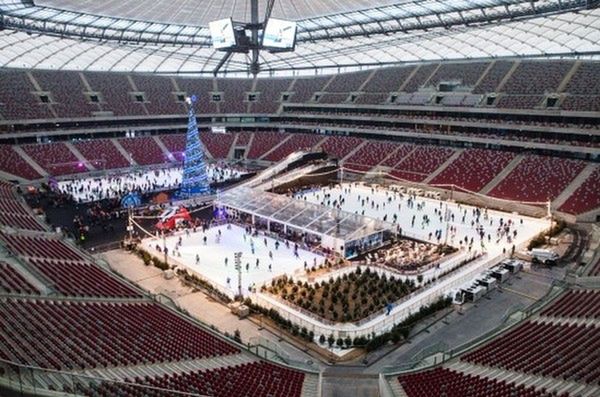 Lodowisko na PGE Stadionie Narodowym ruszyło. Trwa sprzedaż biletów