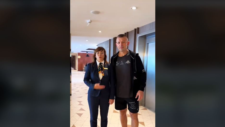 "Krótki przewodnik po hotelu" stał się viralem