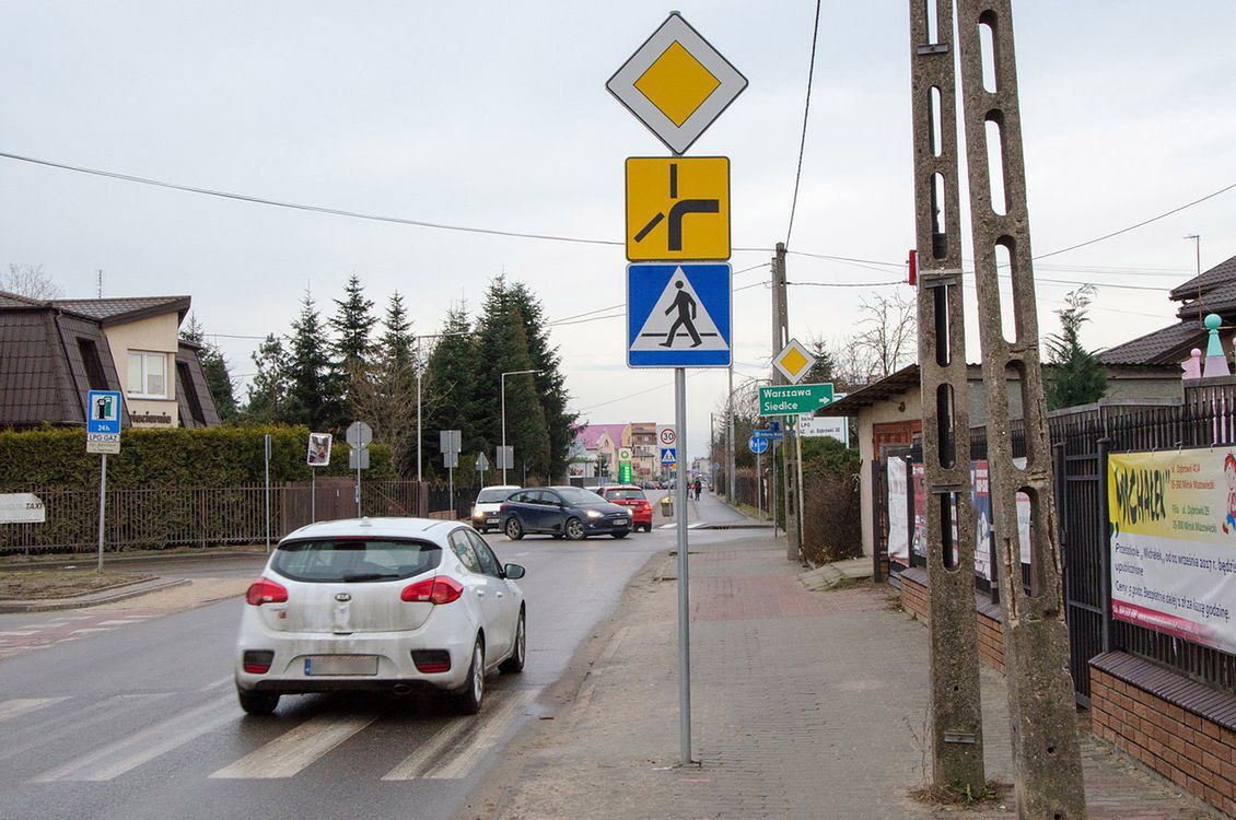 Pierwszeństwo na skrzyżowaniu
