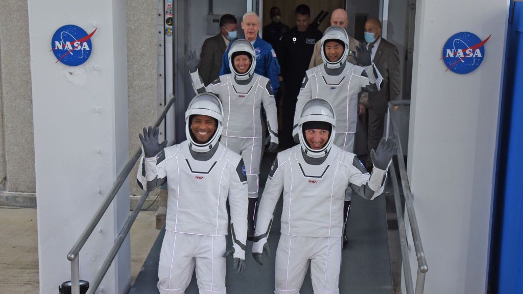 Kapsuła Dragon 2 dotarła już do ISS