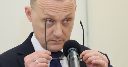 Kto zapłaci za nowy podatek? Rzecznik Nawrockiego mówi wprost