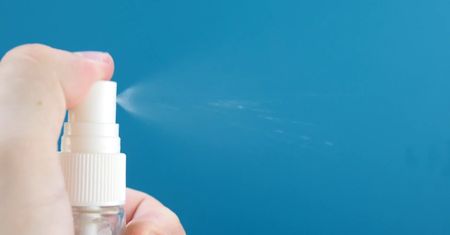 Domowy spray na kleszcze. Skutecznie ochrania