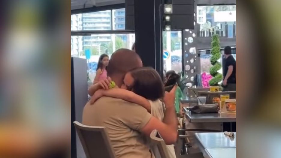 Dziewczynka wzruszyła gościa restauracji do łez. Wyjątkowa scena