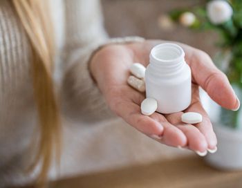 Jak wspierać kości? Nie tylko witamina D