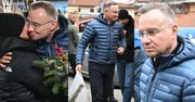 Andrzej Duda buszuje po krakowskim targu w poszukiwaniu świątecznych stroików. Jedna klientka ucałowała prezydenta (ZDJĘCIA)