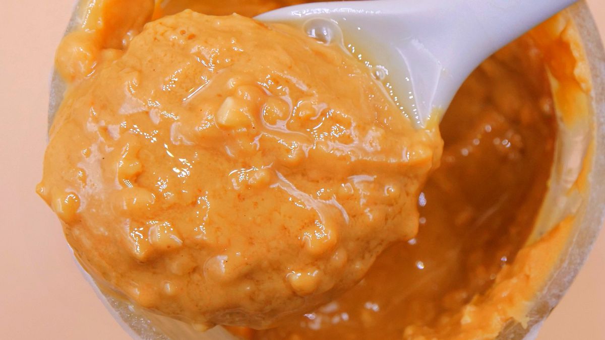 Masło orzechowe to bardzo wartościowy, ale i kaloryczny produkt.