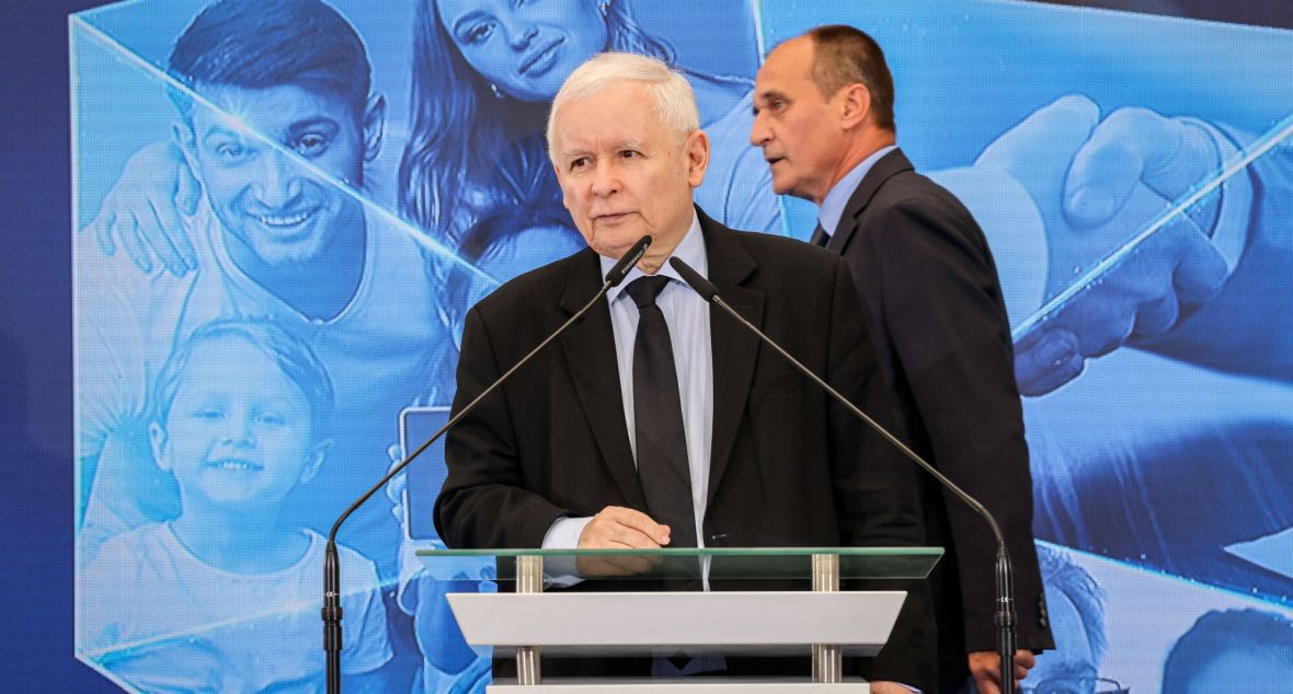 Kukiz już ufa Kaczyńskiemu. Ich wspólne wystąpienie, czerwiec 2021 roku