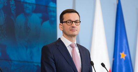 Koronawirus w Polsce. Mateusz Morawiecki ma plan na odmrażanie gospodarki. Co się zmieni w II etapie?