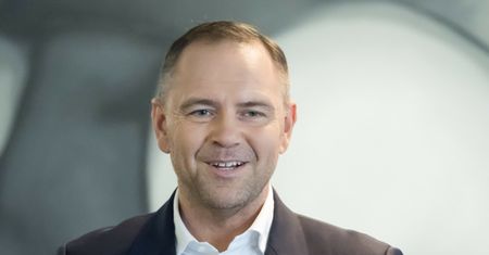 Karol Nawrocki odpowiada Żurkowi cytatem z Paktofoniki