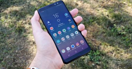 Test Samsunga Galaxy A8 – dobry średniak, który wyglądem nie odstaje od flagowców