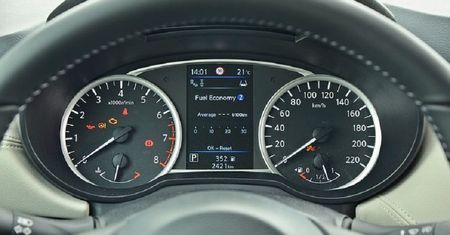 Nowe rekordy cofniętych liczników - 600 tys. km i 480 tys. km. Kto da więcej?