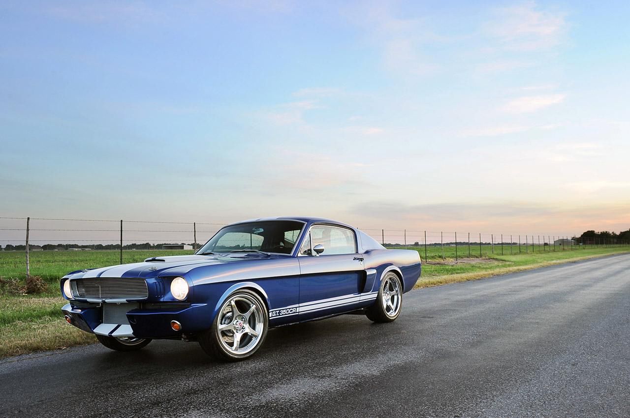 Classic Recreations 1966 Shelby GT350CR na efektownych zdjęciach [galeria] 8