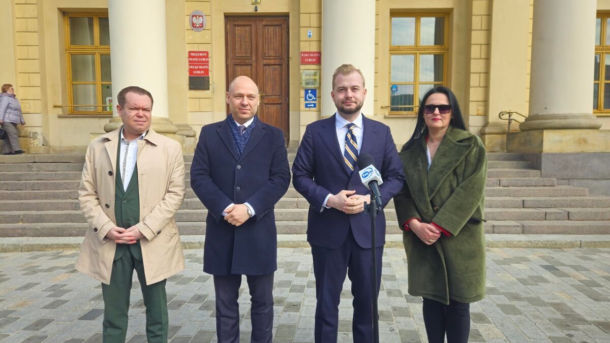 Konferencja prasowa Michała Moskala, Roberta Derewendy i Tomasza Gontarza